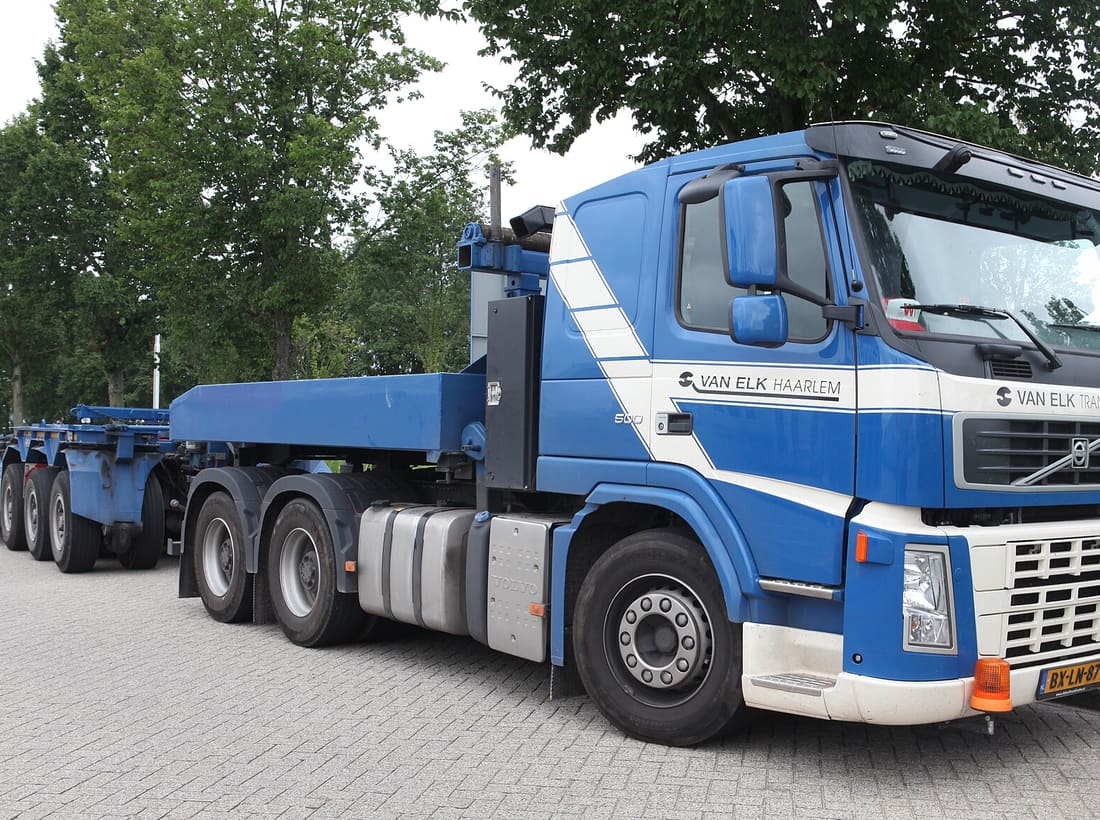 Waytrans prime mover and modular trailer